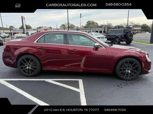2019 Chrysler 300 Touring