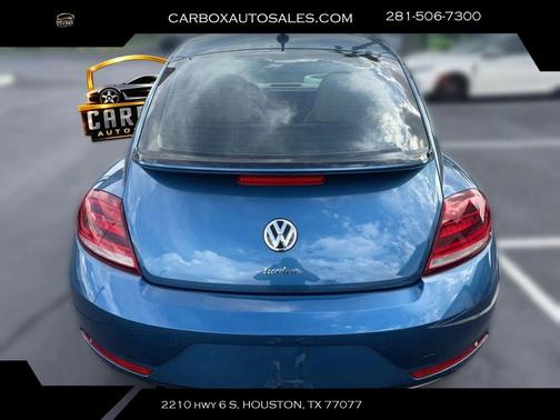 Silk Blue Metallic 2019 Volkswagen Beetle 2.0T SE