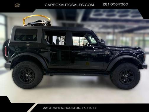 Shadow Black 2024 Ford Bronco Wildtrak