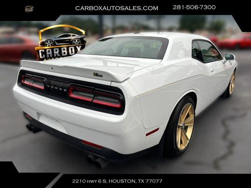 Granite Pearlcoat 2017 Dodge Challenger R/T