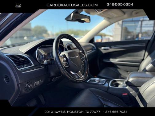 2019 Chrysler 300 Touring