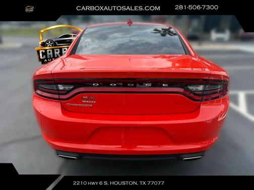 Go Mango 2023 Dodge Charger SXT