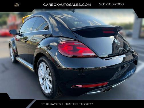 2018 Volkswagen Beetle 2.0T SE