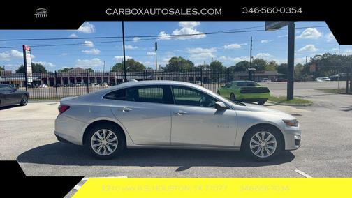2022 Chevrolet Malibu FWD LT