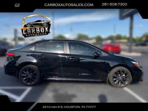 Midnight Black Metallic 2026 Toyota Corolla SE