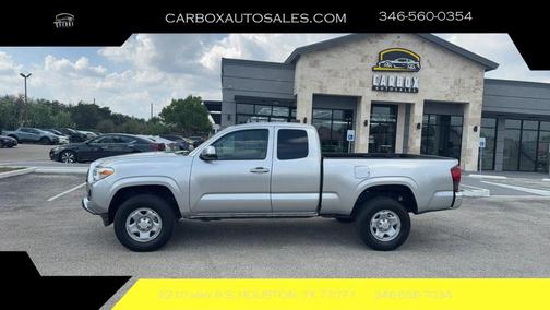 2022 Toyota Tacoma SR