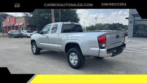 2022 Toyota Tacoma SR