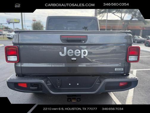 2022 Jeep Gladiator Overland