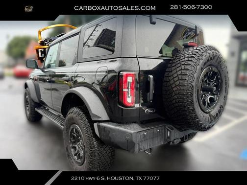 Shadow Black 2024 Ford Bronco Wildtrak