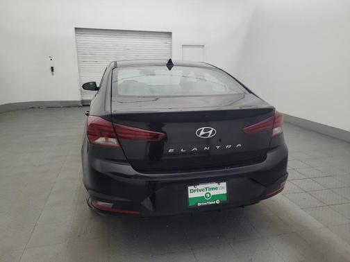Phantom Black 2019 Hyundai ELANTRA SEL