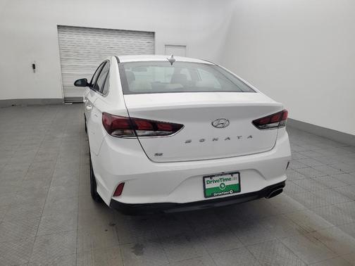 2018 Hyundai SONATA SE