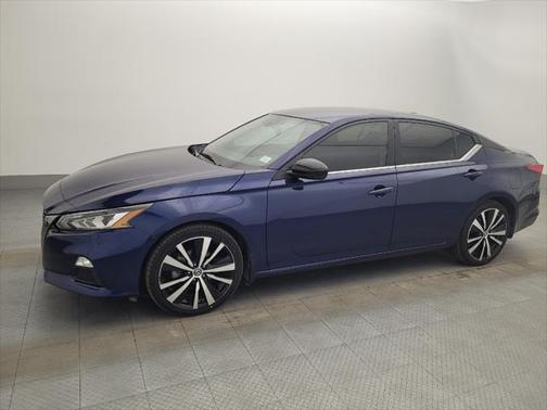 2022 Nissan Altima SR FWD