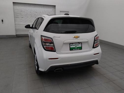 2017 Chevrolet Sonic LT