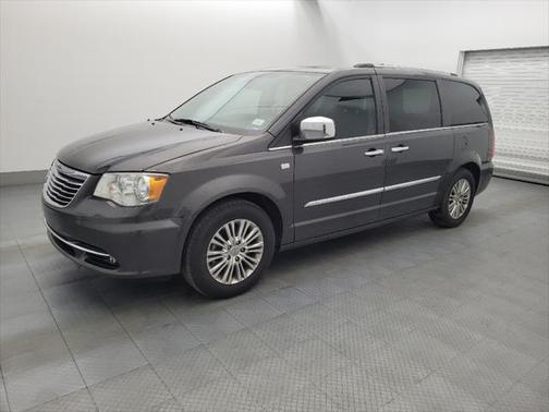 2014 Chrysler Town & Country Touring-L