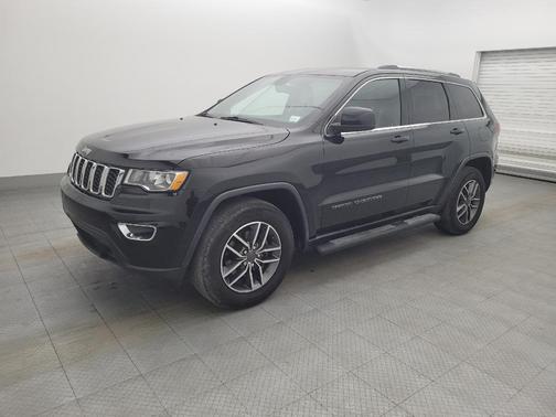 2020 Jeep Grand Cherokee Laredo