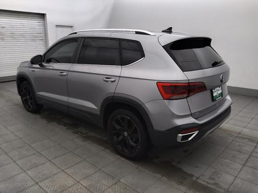 Gray 2023 Volkswagen Taos 1.5T SE