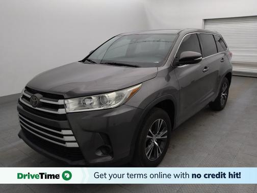 2017 Toyota Highlander LE I4