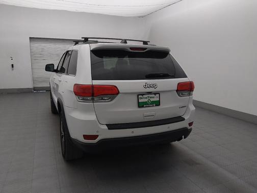 2019 Jeep Grand Cherokee Laredo