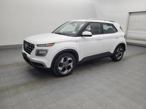 2021 Hyundai VENUE SEL