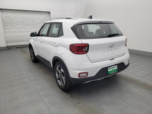 2021 Hyundai VENUE SEL