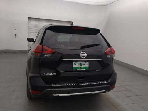 Magnetic Black Pearl 2020 Nissan Rogue S