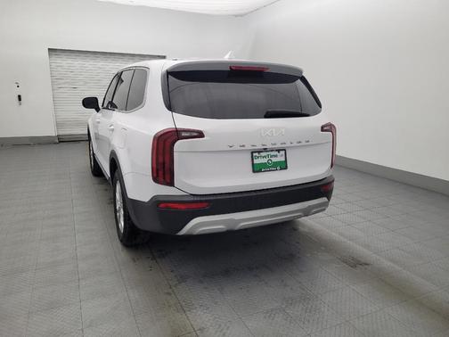 2022 Kia Telluride LX