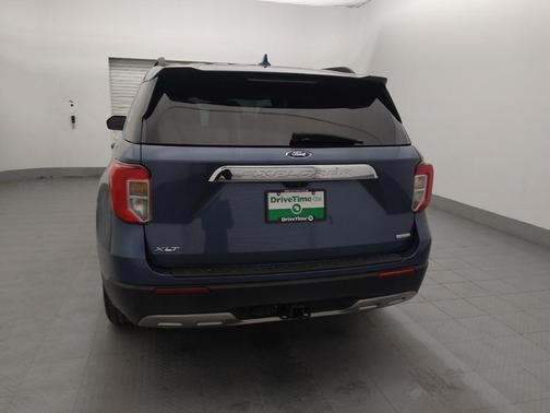 Blue Metallic 2020 Ford Explorer XLT