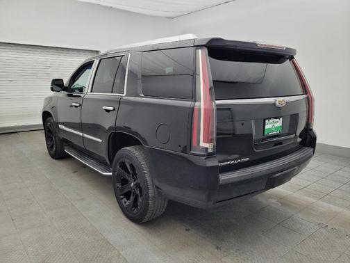 2017 Cadillac Escalade Luxury