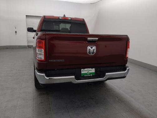 Delmonico Red Pearlcoat 2019 RAM 1500 Big Horn
