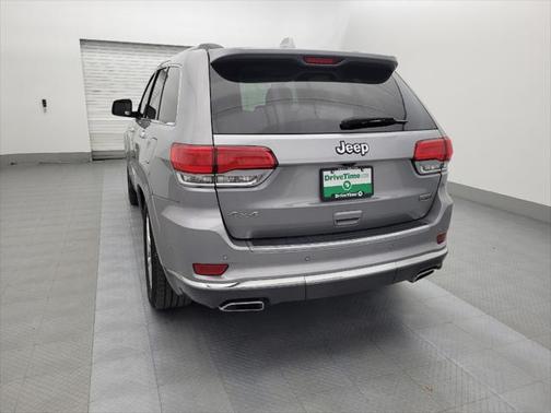 2018 Jeep Grand Cherokee Summit