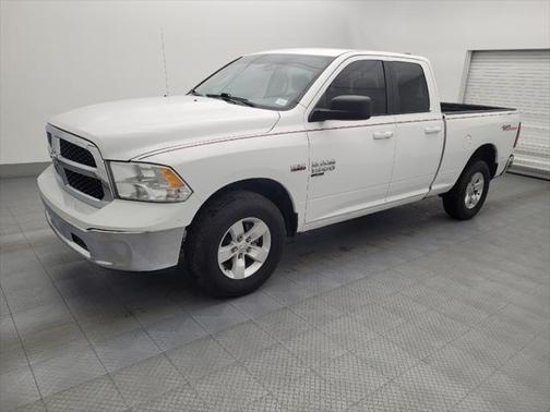 2019 RAM 1500 SLT