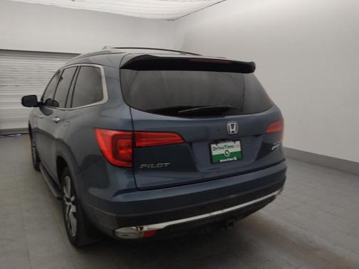 Blue 2017 Honda Pilot Elite