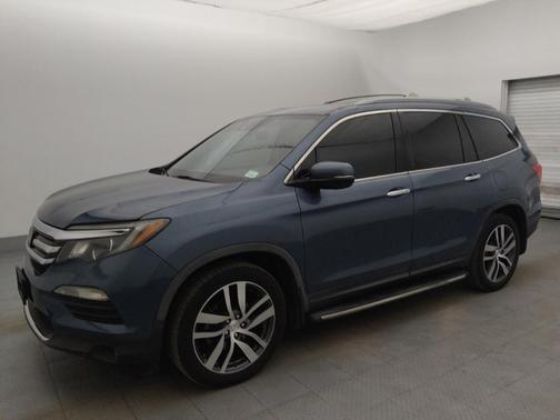 Blue 2017 Honda Pilot Elite