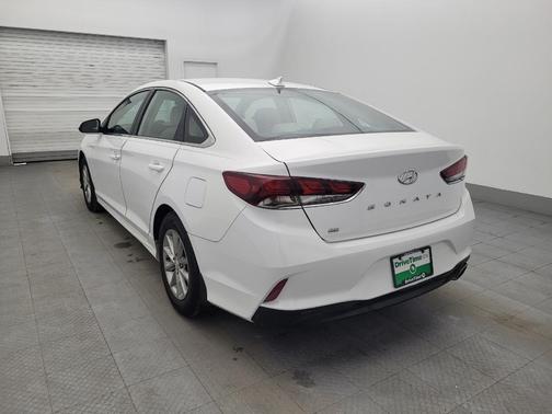 2018 Hyundai SONATA SE