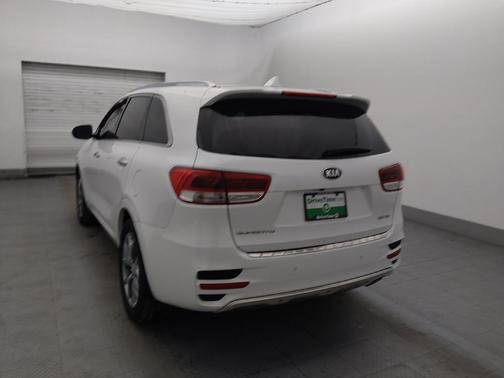 Snow White Pearl 2017 Kia Sorento SX