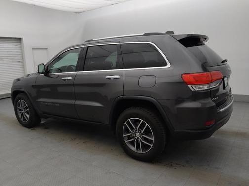 Granite Crystal Metallic Clearcoat 2017 Jeep Grand Cherokee Limited