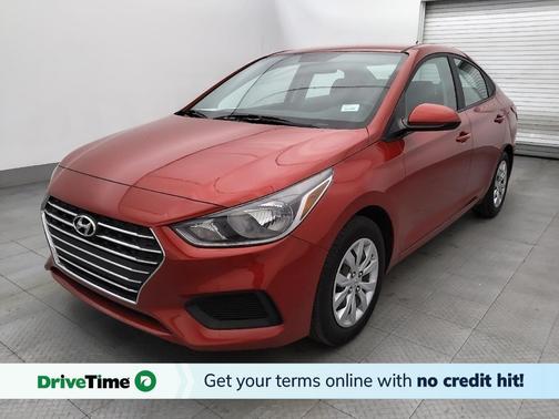 Pomegranate Red 2022 Hyundai Accent SE