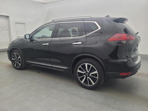Magnetic Black Pearl 2019 Nissan Rogue SL