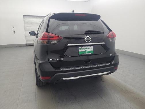 Magnetic Black Pearl 2019 Nissan Rogue SL