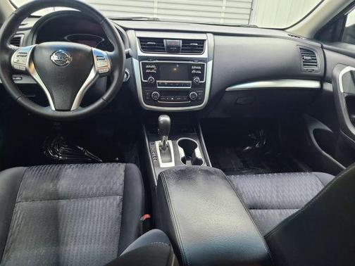 2017 Nissan Altima NULL
