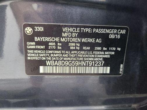 2017 BMW 330 i xDrive