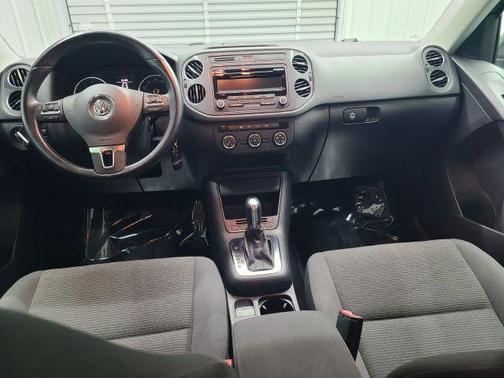 2014 Volkswagen Tiguan 4MOTION Auto S