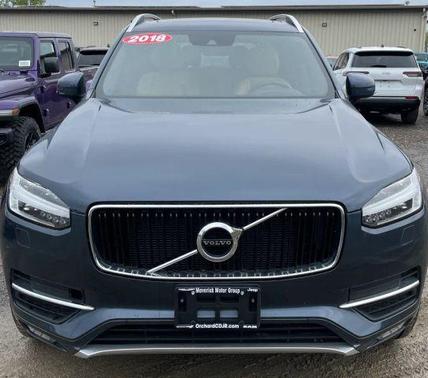 Blue 2018 Volvo XC90 T5 Momentum
