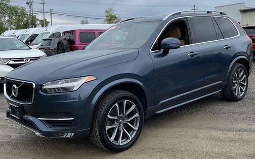 Blue 2018 Volvo XC90 T5 Momentum