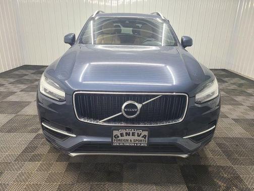 Blue 2018 Volvo XC90 T5 Momentum