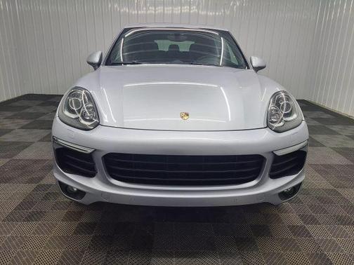 2018 Porsche Cayenne Platinum Edition