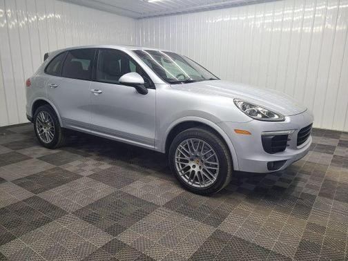 2018 Porsche Cayenne Platinum Edition