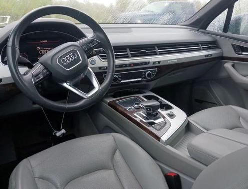 Galaxy Blue Metallic 2018 Audi Q7 2.0T Premium Plus