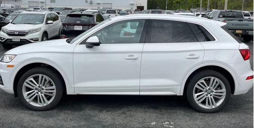 Ibis White 2018 Audi Q5 2.0T Tech Premium