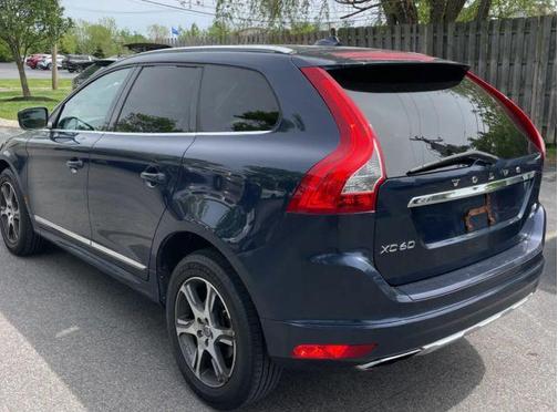 Caspian Blue Metallic 2014 Volvo XC60 T6